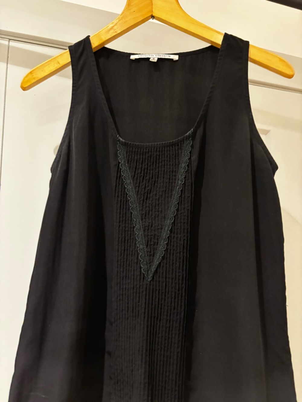 Anthropology Black Sleeveless Camisole with Pintuck & Lace Trim, size S